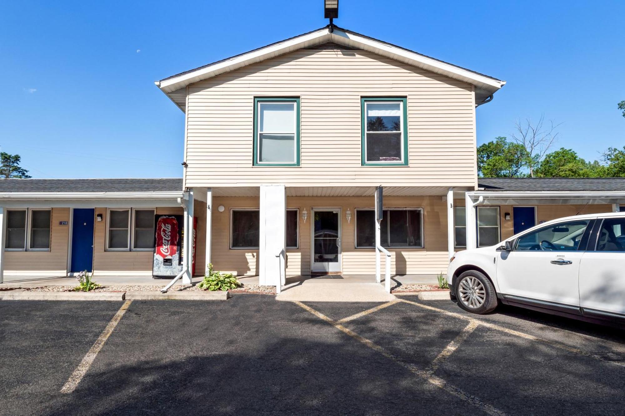 Americas Best Value Inn Jonesville/Hillsdale Exteriér fotografie